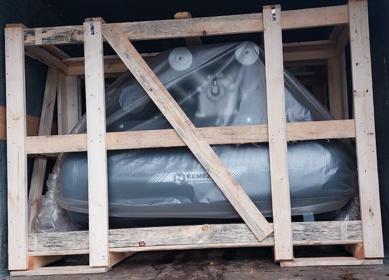 Отгрузка компрессора Remeza СБ4/Ф-500.LT100/16-7,5 в г. Новосибирск